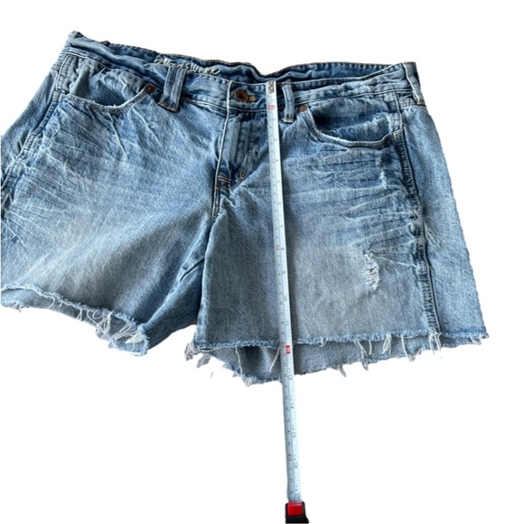 🌻4/$20 Madewell Distressed Bleached Cotton Jean Shorts Size 29 - Picture 3 of 16